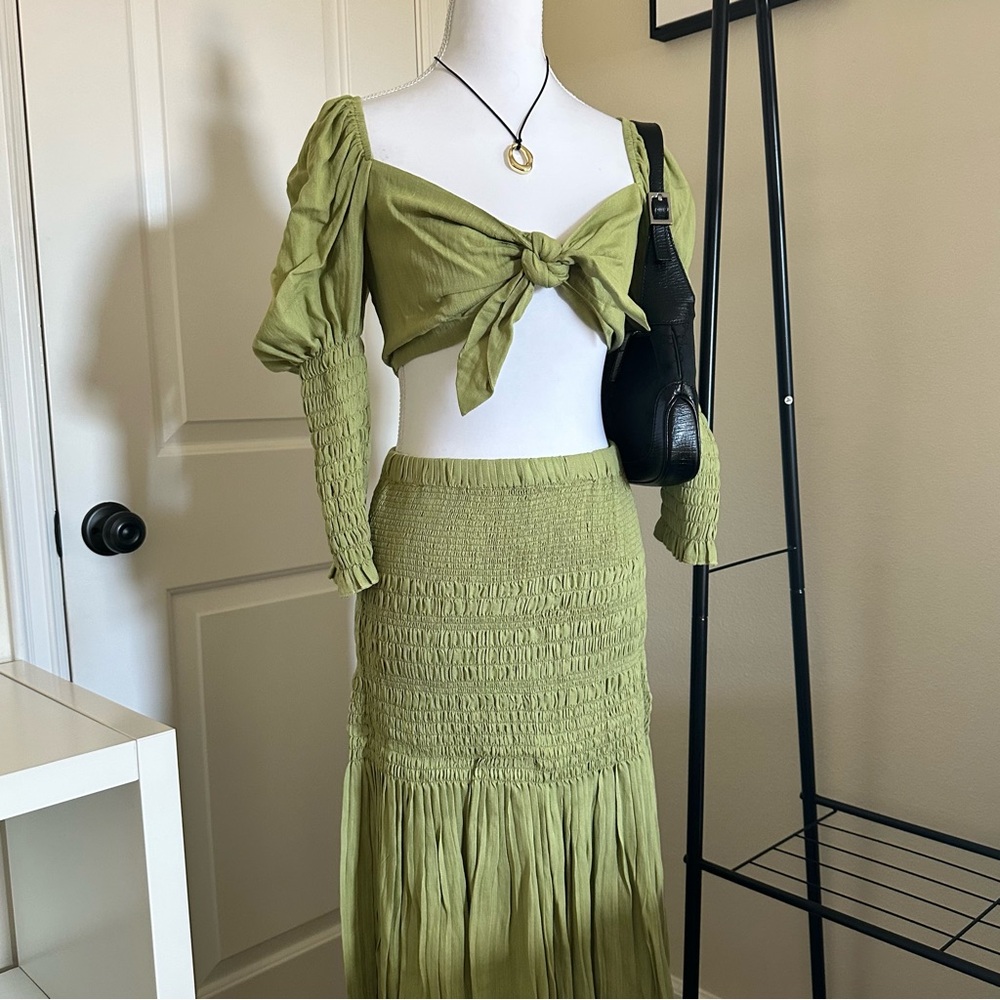 Lulus top & skirt set